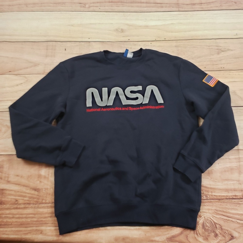 H&M x Nasa Sweater Womens Medium Black Red Sweatshirt Space Rocket Outdoor Adult